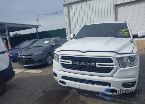 2021 Ram 1500 Big Horn 4X4 5'7 Box из США, поврежденный, VIN 1C6SRFFT2MN655375
